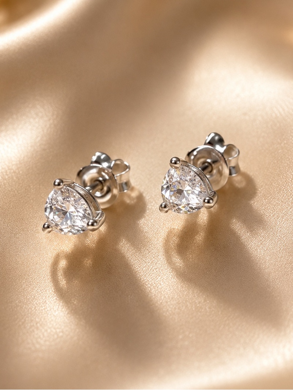 Moissanite Pear 1.0ct Pear Shaped Earrings (MSRP $349.99)